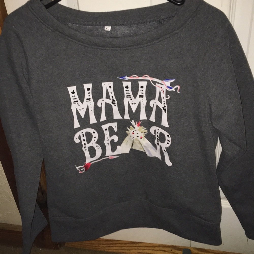 Mama bear crew neck